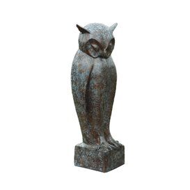 Lebensgro�e Eule schl�ft auf Stein aus Bronze - Eule Elma