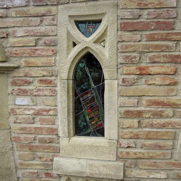 Gotisches Fenster für Gartenruine - Tracy