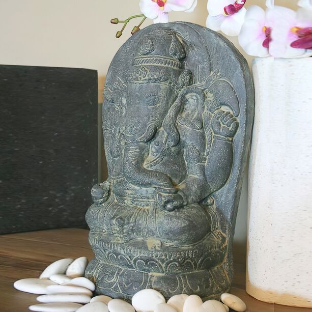 Edle Ganesha Steinfigur für den Garten