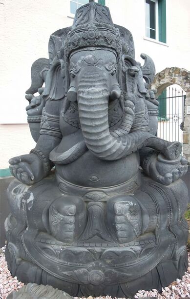 Ganesha Garten Skulptur als Steinmetzarbeit - Guandi
