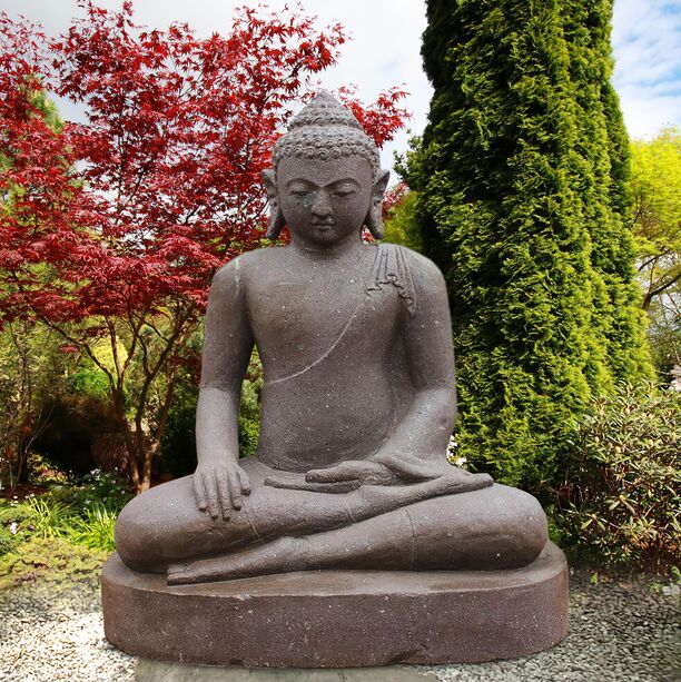 Buddha sitzend aus Naturstein - Junko