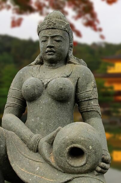 Stein Figur asiatische Gottheit Shiva - Parede