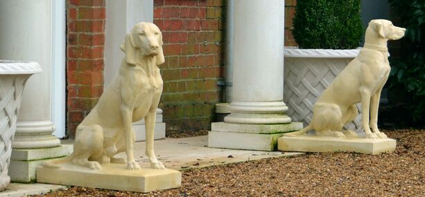 Garten Hunde Skulptur aus Steinguss  - Arko